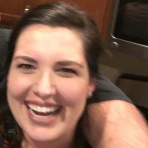 Meet your Posher, Jeanine